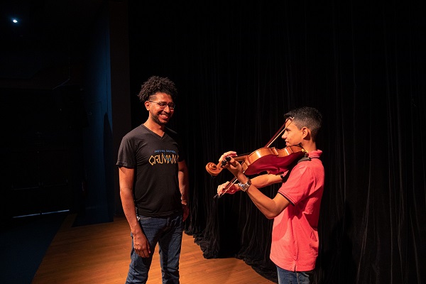 Aluno do Sesc Roraima é selecionado para Conservatório de Música em São Paulo