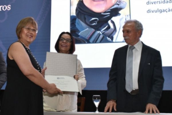 Pesquisadora do Inpa é nova membro da Acadêmia Brasileira de Ciências