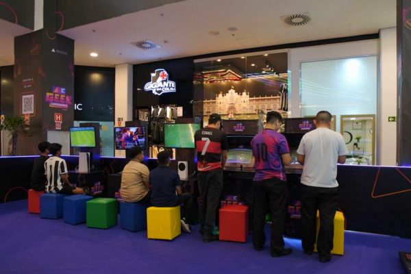 Amazonas Geek no Amazonas Shopping