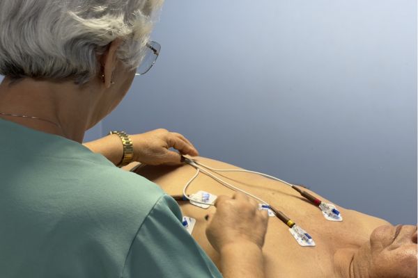 Cardiologista do HUGV-Ufam